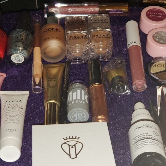 Too Faced Other - $30 grab full size grab bags with palette